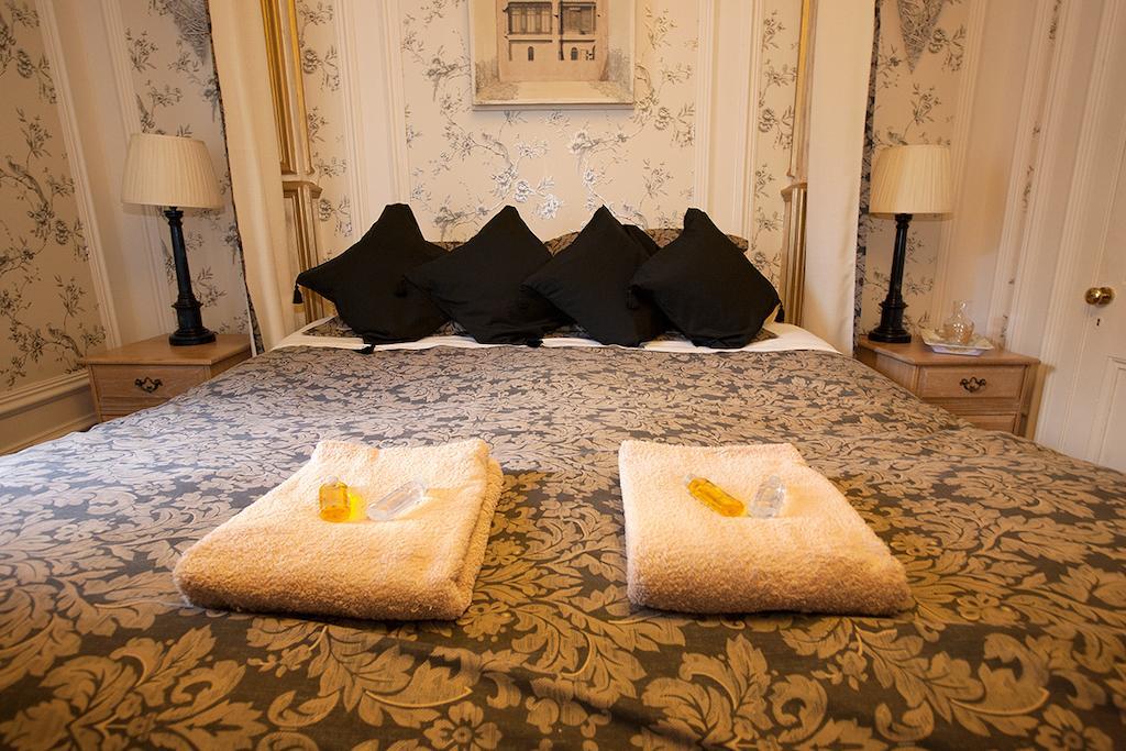 Victoria House B&B Crieff Kamer foto