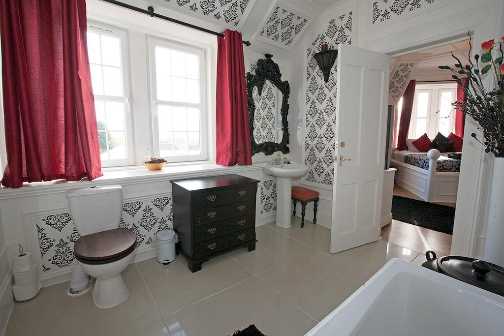 Victoria House B&B Crieff Buitenkant foto